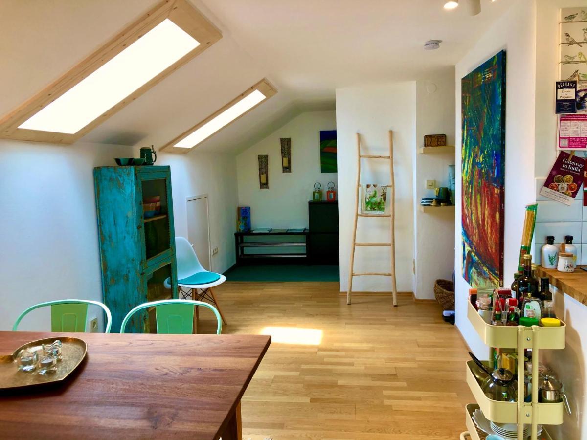 Charmante Ferienwohnung Mit Balkon Im 5-Seen-Land Hechendorf am Pilsensee ภายนอก รูปภาพ