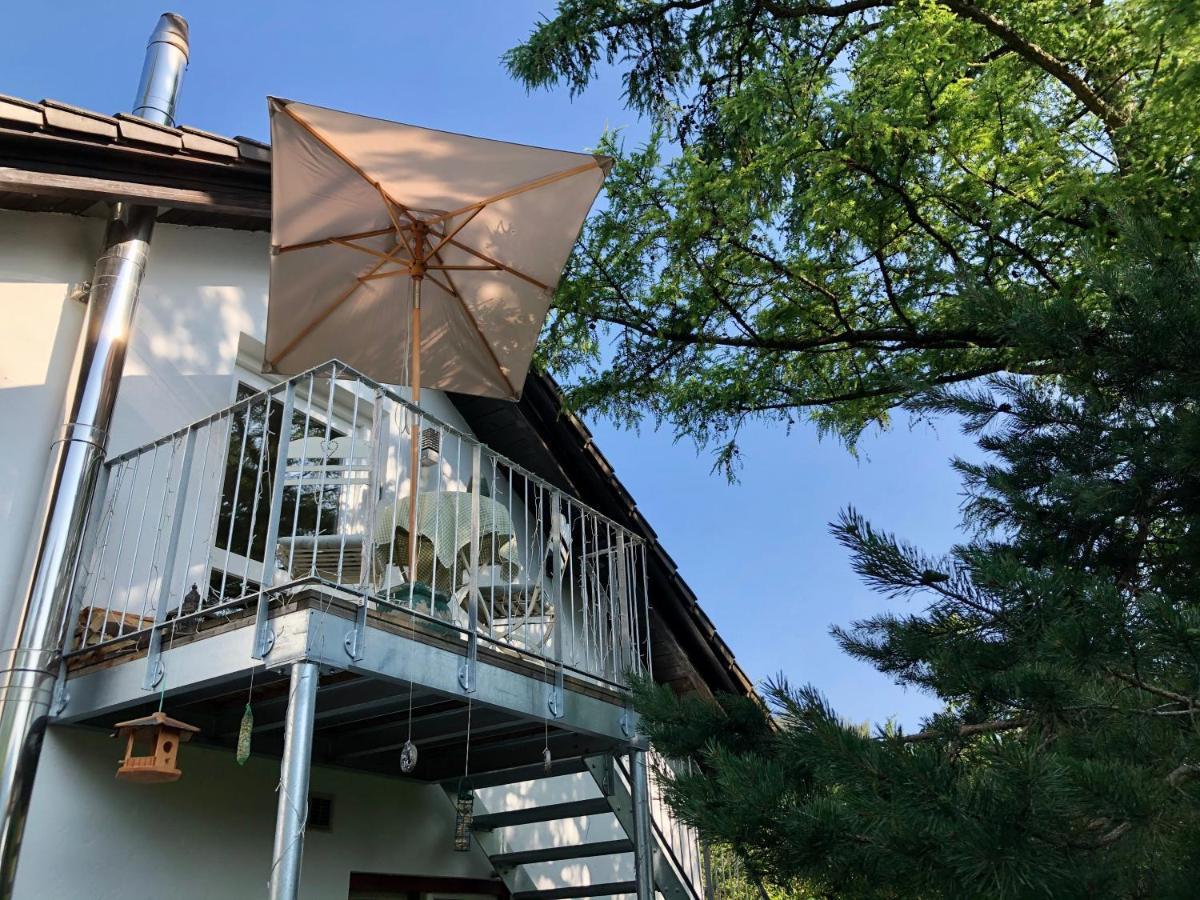 Charmante Ferienwohnung Mit Balkon Im 5-Seen-Land Hechendorf am Pilsensee ภายนอก รูปภาพ
