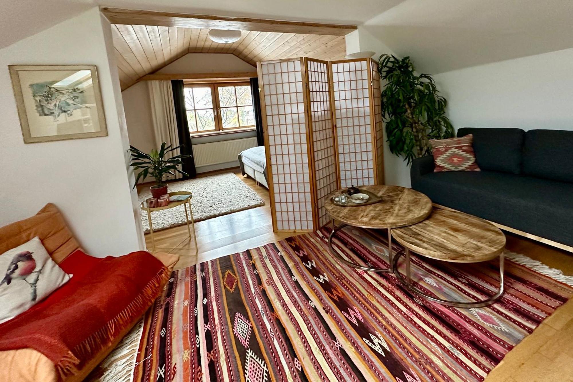 Charmante Ferienwohnung Mit Balkon Im 5-Seen-Land Hechendorf am Pilsensee ภายนอก รูปภาพ