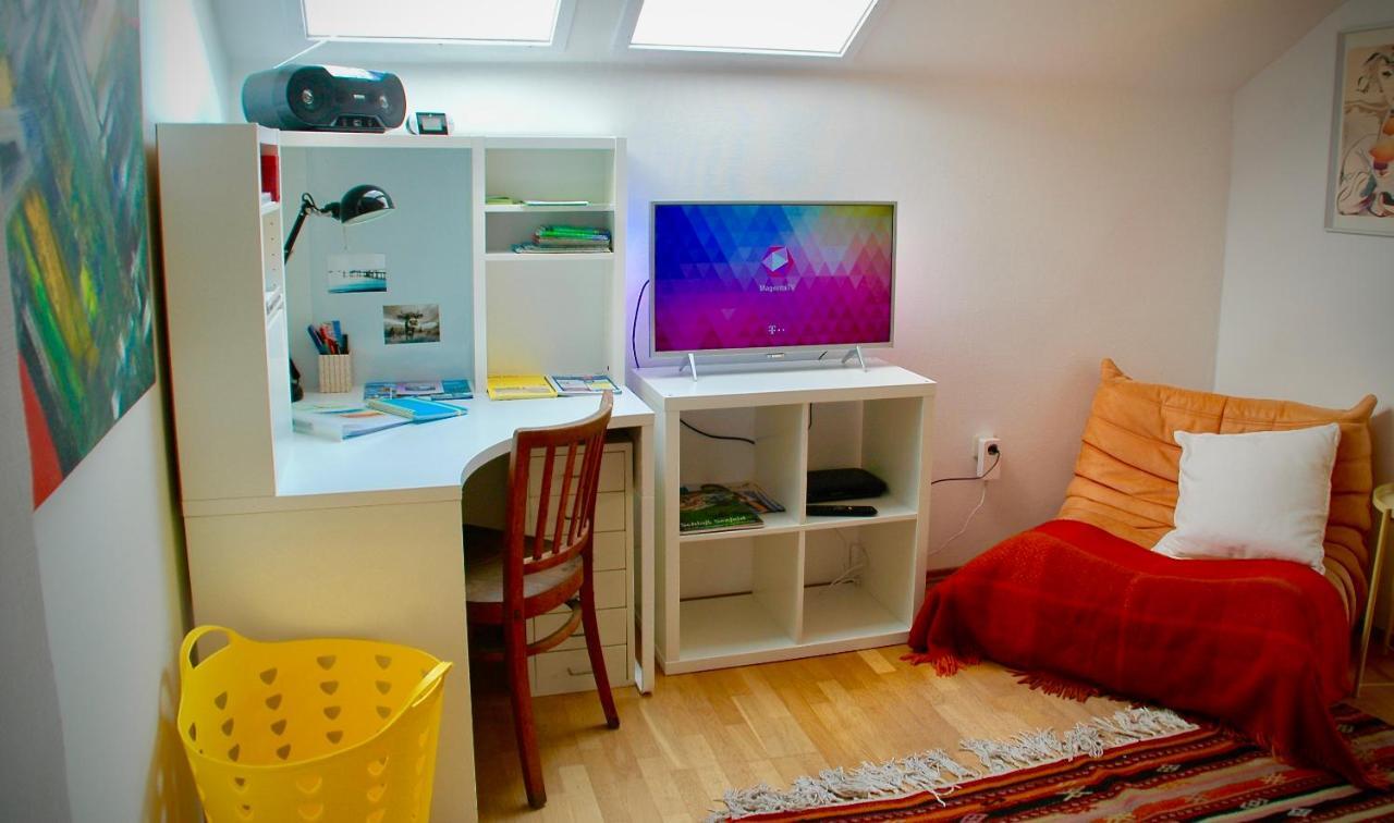 Charmante Ferienwohnung Mit Balkon Im 5-Seen-Land Hechendorf am Pilsensee ภายนอก รูปภาพ